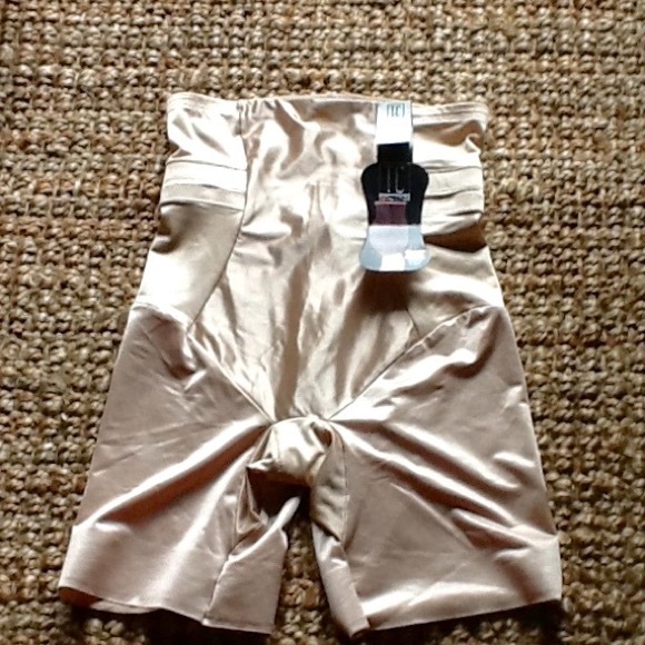 Total Cinch Other - NWT Total Cinch hi-waist thigh slimmer shapewear